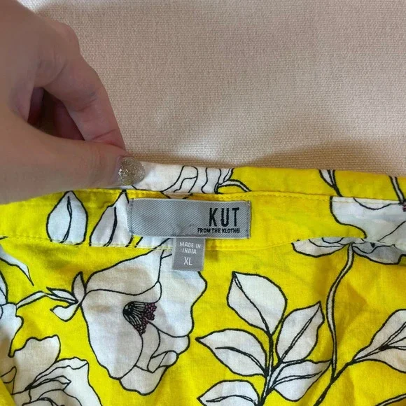 Kut From The Kloth Yellow Floral Button Up Long‎ Sleeve Shirt - Size XL - Picture 5 of 8